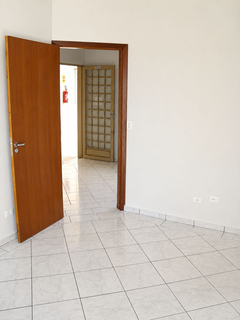 Kitnet 1 quarto à venda em Zona 7, Maringá - foto 4